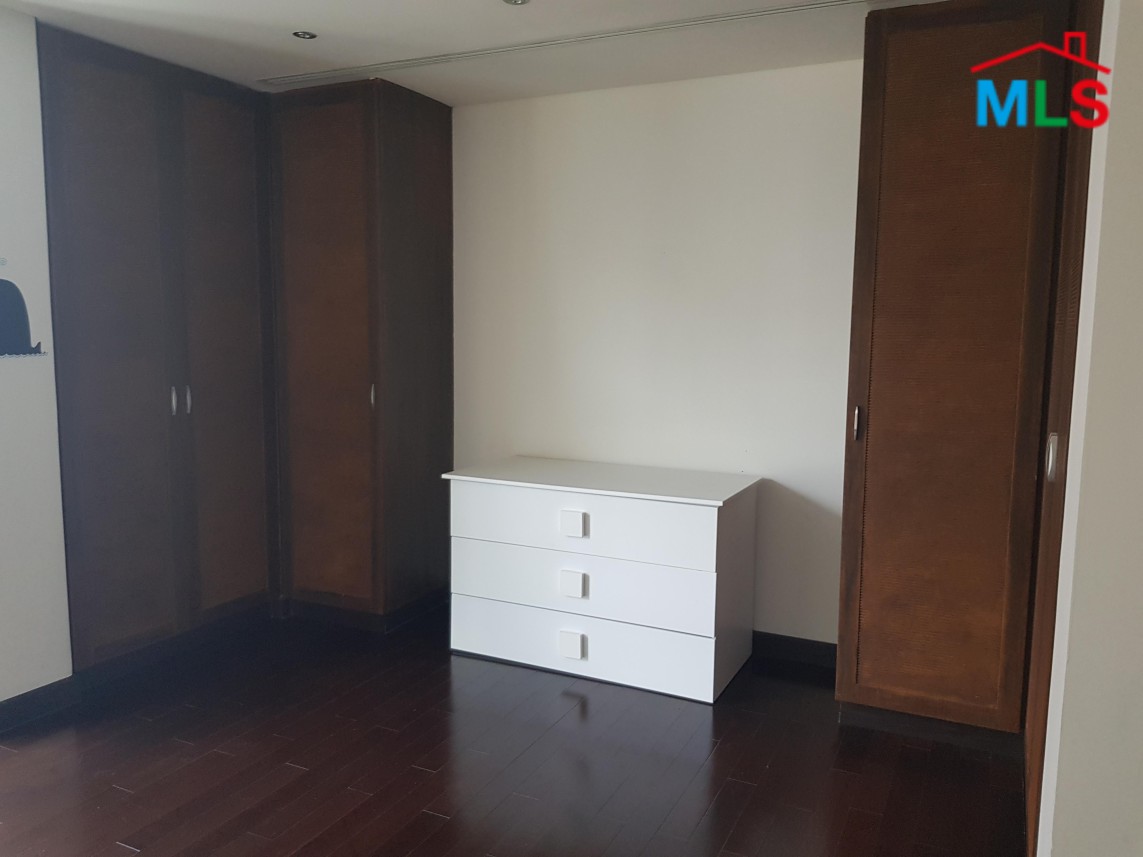 Duplex Apartment For Sale in Downtown