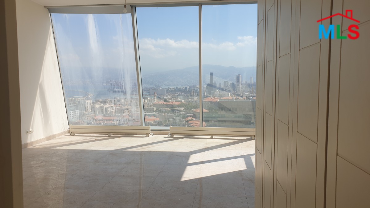 Luxurious Penthouse for Sale in Clemenceau