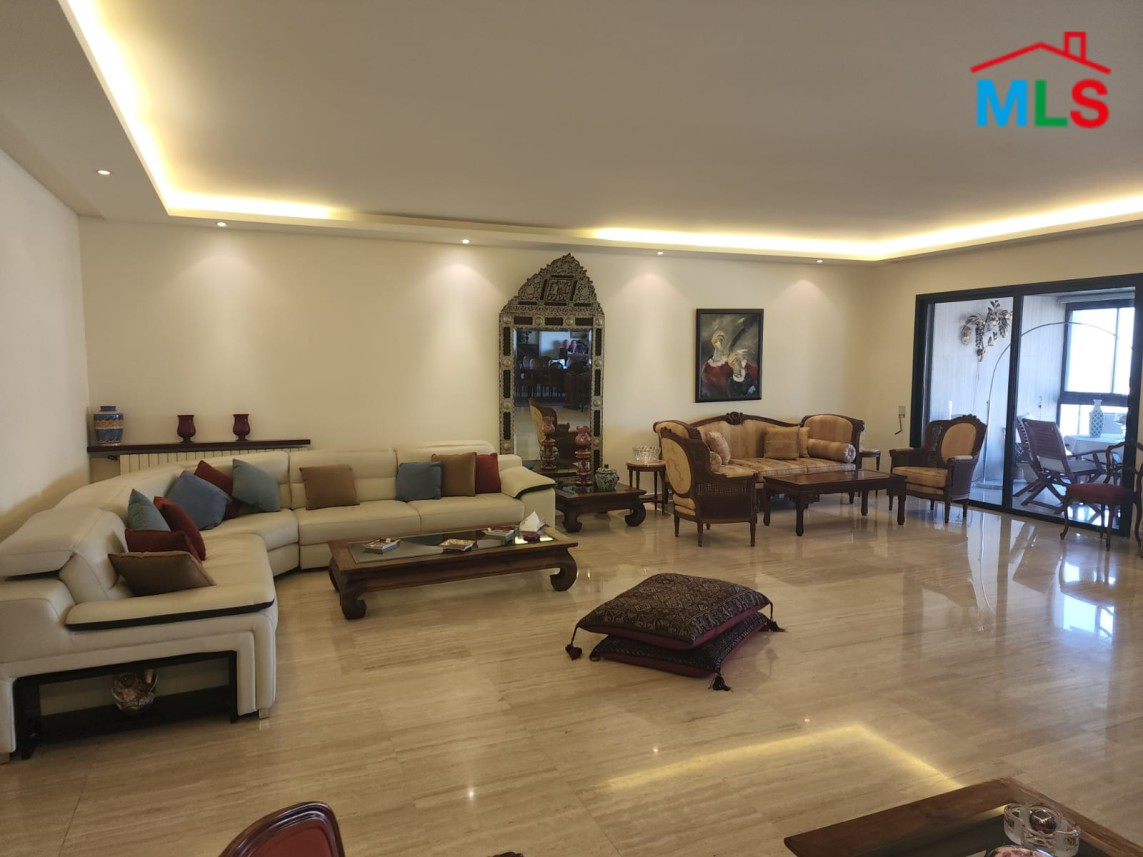 Spacious apartment for sale in prime location Mar Takla