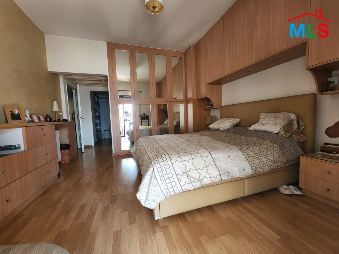 Spacious apartment for sale in prime location Mar Takla