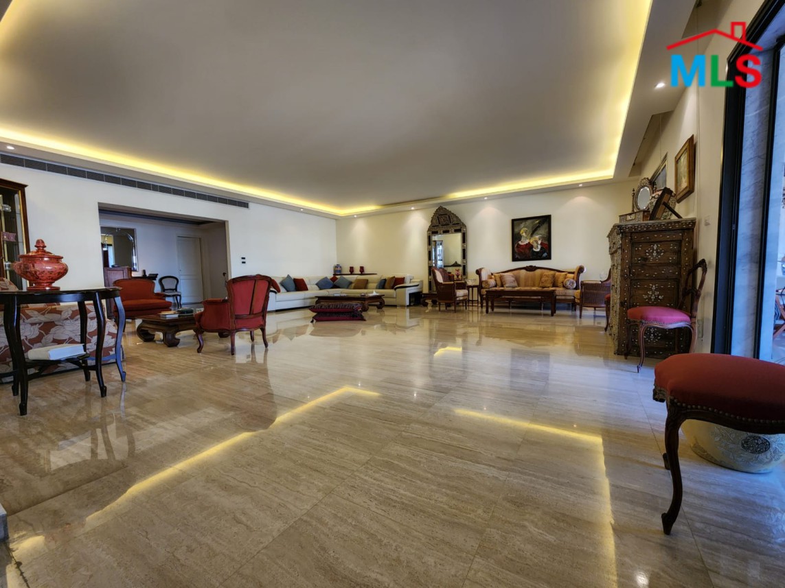 Spacious apartment for sale in prime location Mar Takla