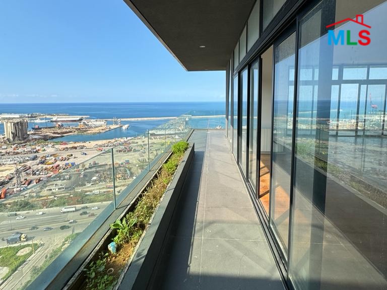 Apartment with Amazing View in a High-Rise Tower for Sale in Achrafieh