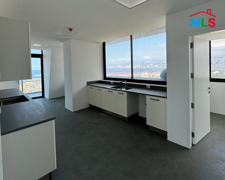 Apartment with Amazing View in a High-Rise Tower for Sale in Achrafieh