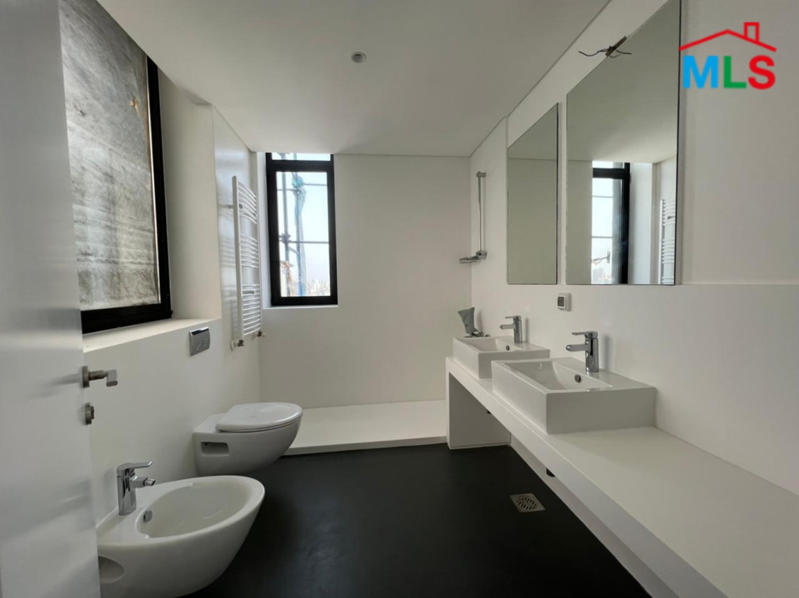 Apartment with Amazing View in a High-Rise Tower for Sale in Achrafieh