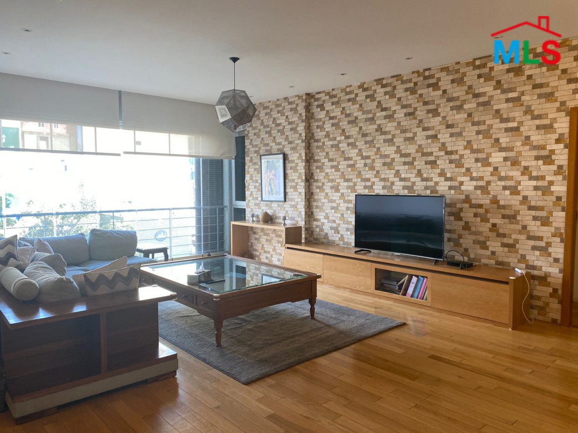 Decorated & Furnished Apartment for Sale in Achrafieh