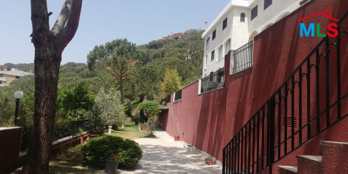 Luxurious Duplex for Sale in a Classy Area of Broumana with a Nice View