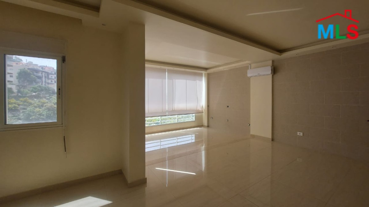Fully Decorated Apartment for Sale in Halat
