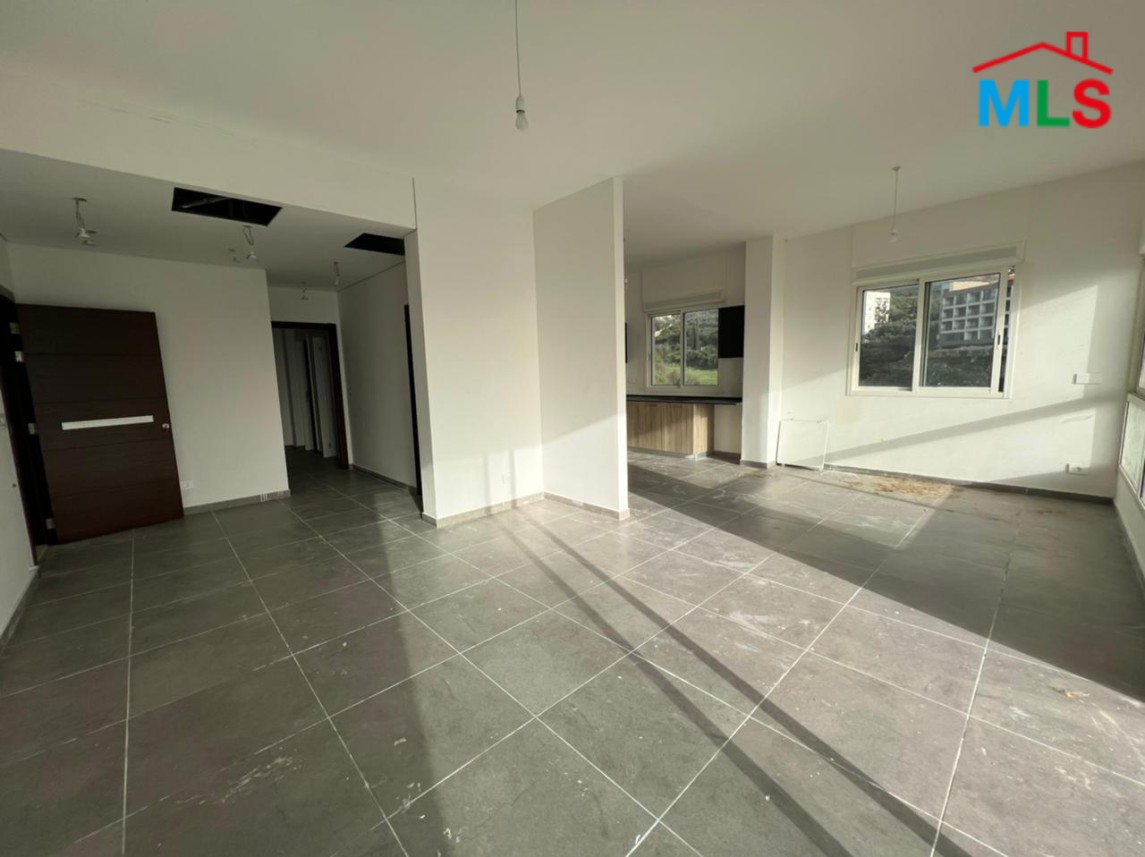 Apartment with Terrace for Sale in Jbeil with an amazing view