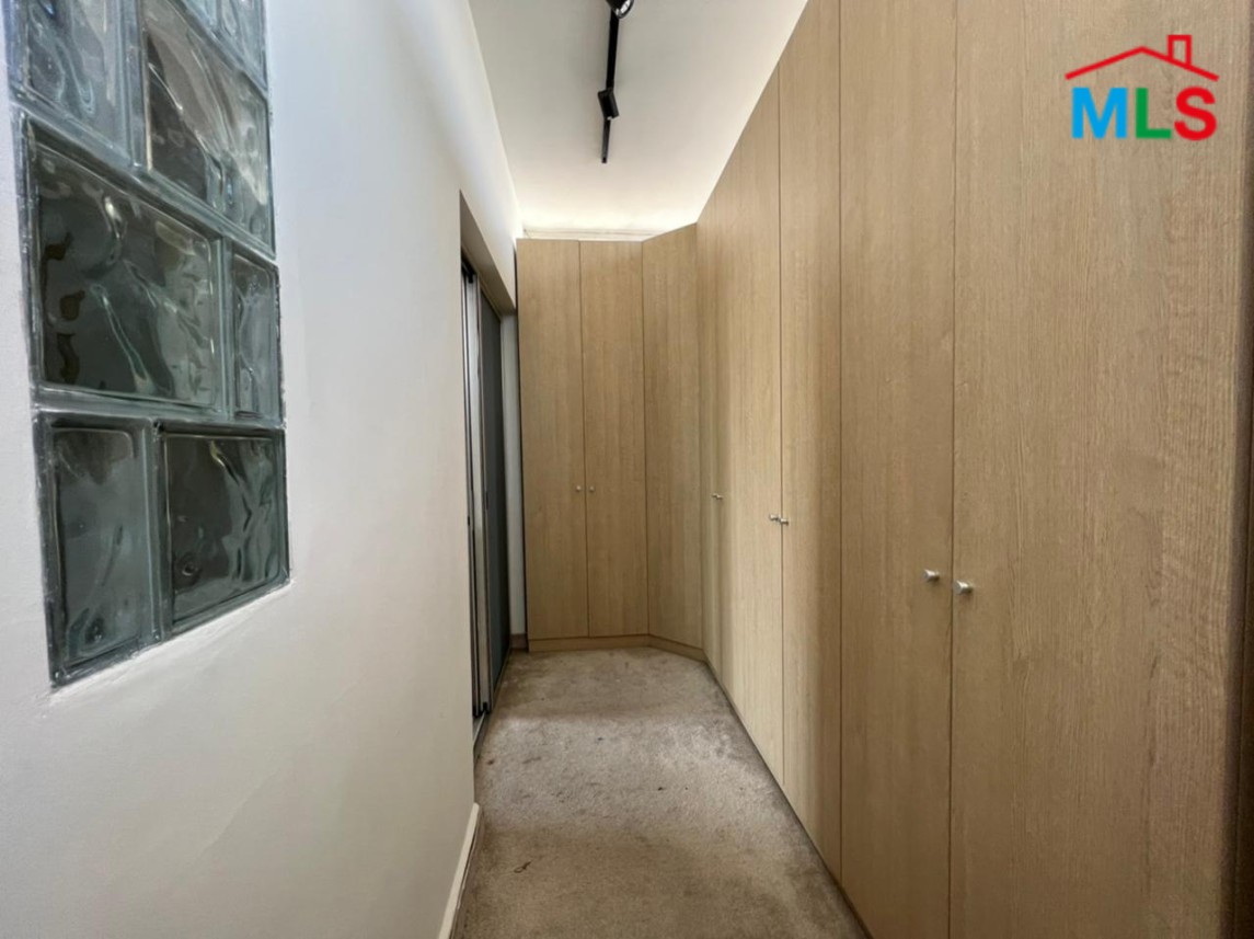 Beautiful apartment for Sale in Achrafieh with Open View
