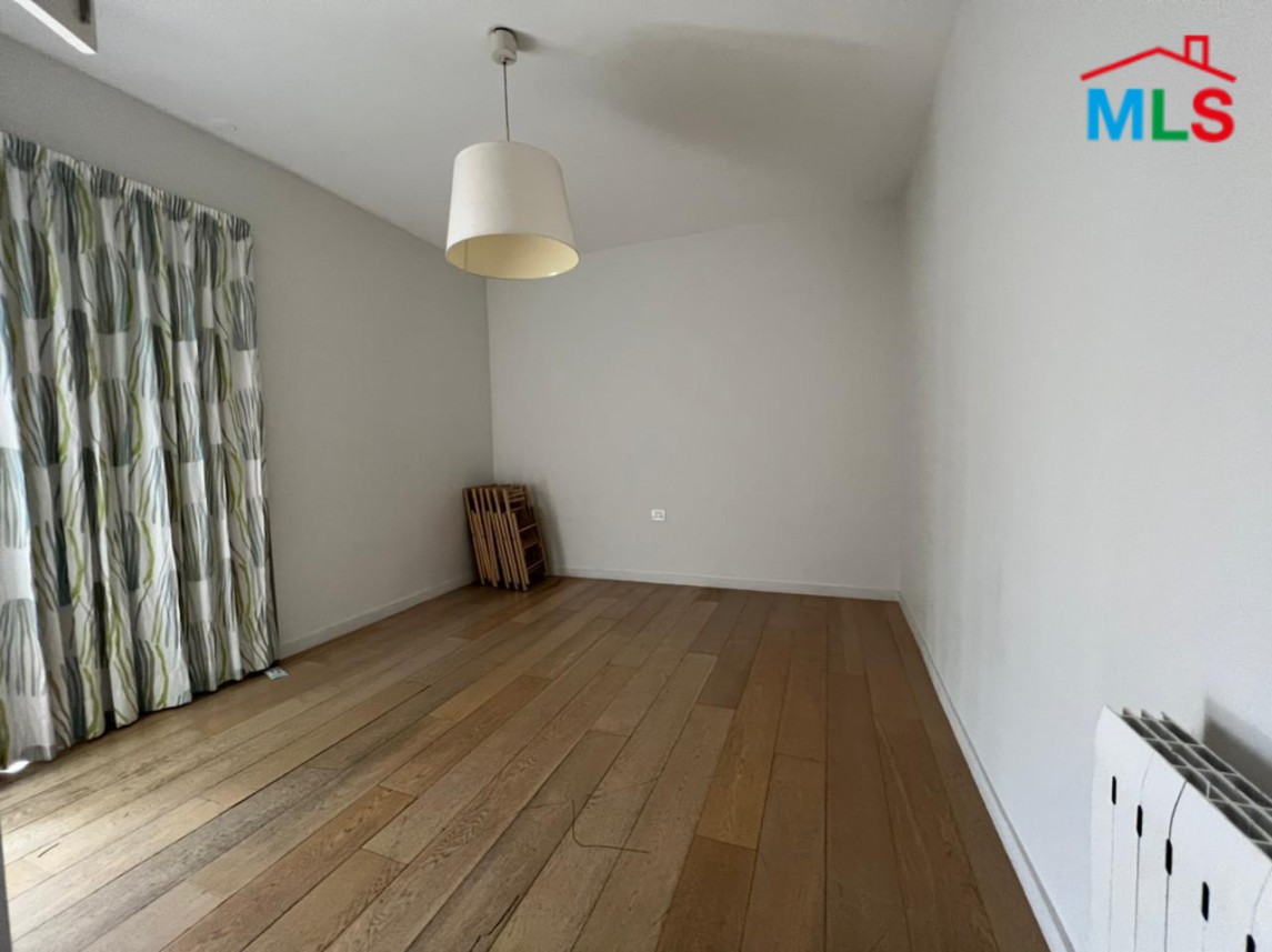 Beautiful apartment for Sale in Achrafieh with Open View