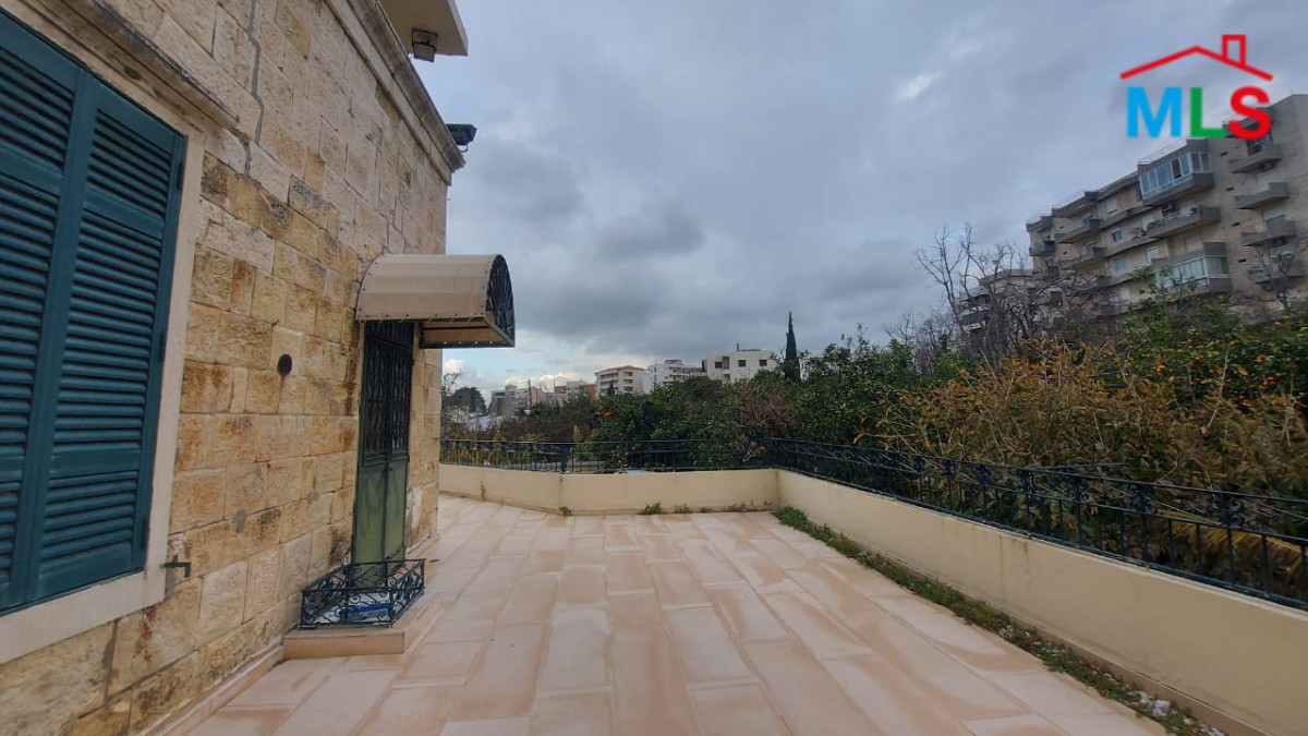Land With Traditional Lebanese Old House For Sale In The Heart of Jbeil