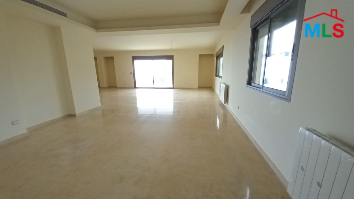 A super-deluxe apartment with garden For Sale in Sahel Alma