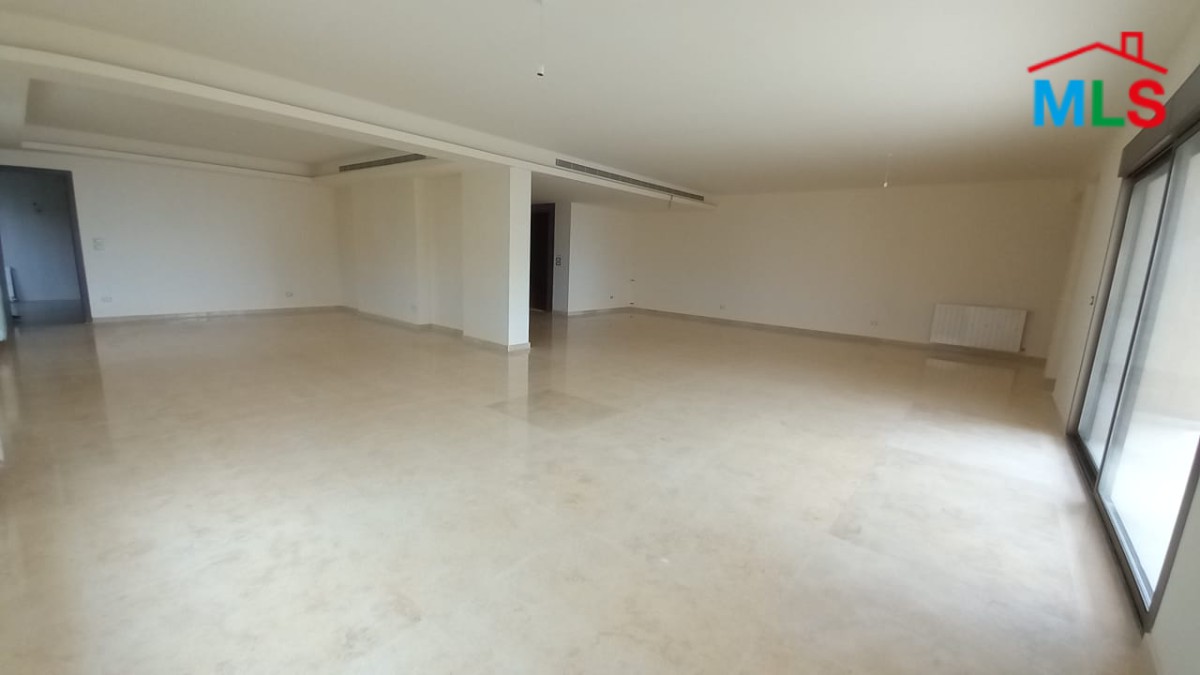 A super-deluxe apartment with garden For Sale in Sahel Alma