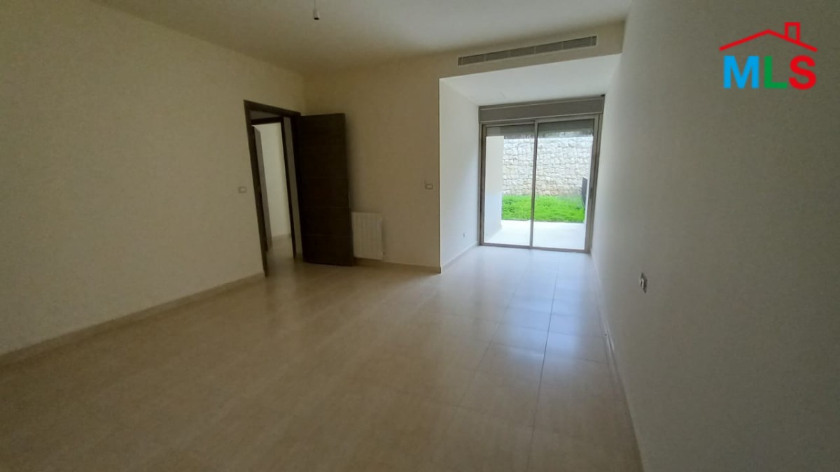 A super-deluxe apartment with garden For Sale in Sahel Alma