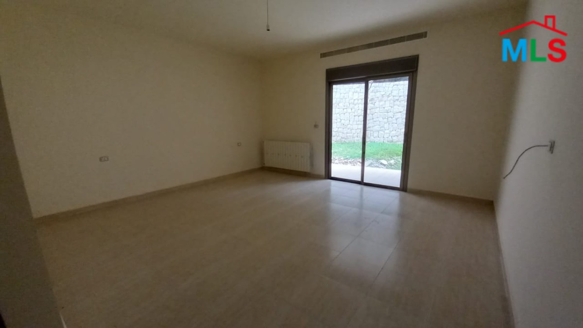 A super-deluxe apartment with garden For Sale in Sahel Alma