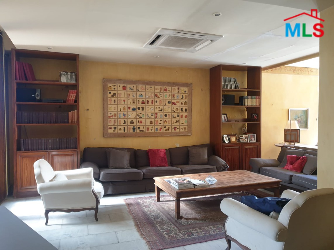 Furnished Spacious Apartment For Sale in Abd el Wahab, Achrafieh