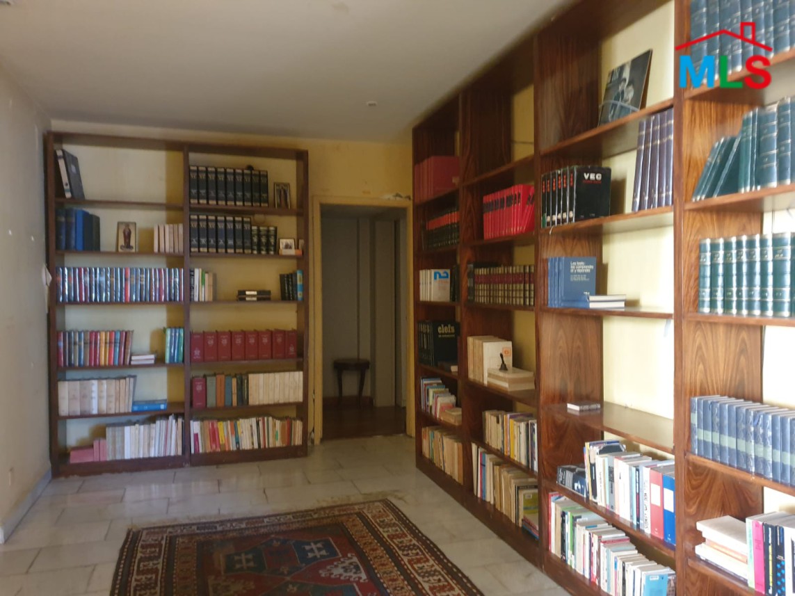 Furnished Spacious Apartment For Sale in Abd el Wahab, Achrafieh