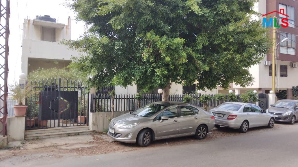 2-Story Building in Naccache for Sale