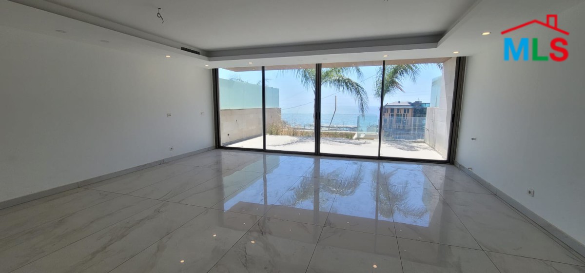 Super Deluxe Apartment with Terrace for Sale in Sahel Alma