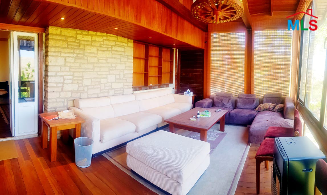 Stand Alone Chalet for Sale in San Antonio