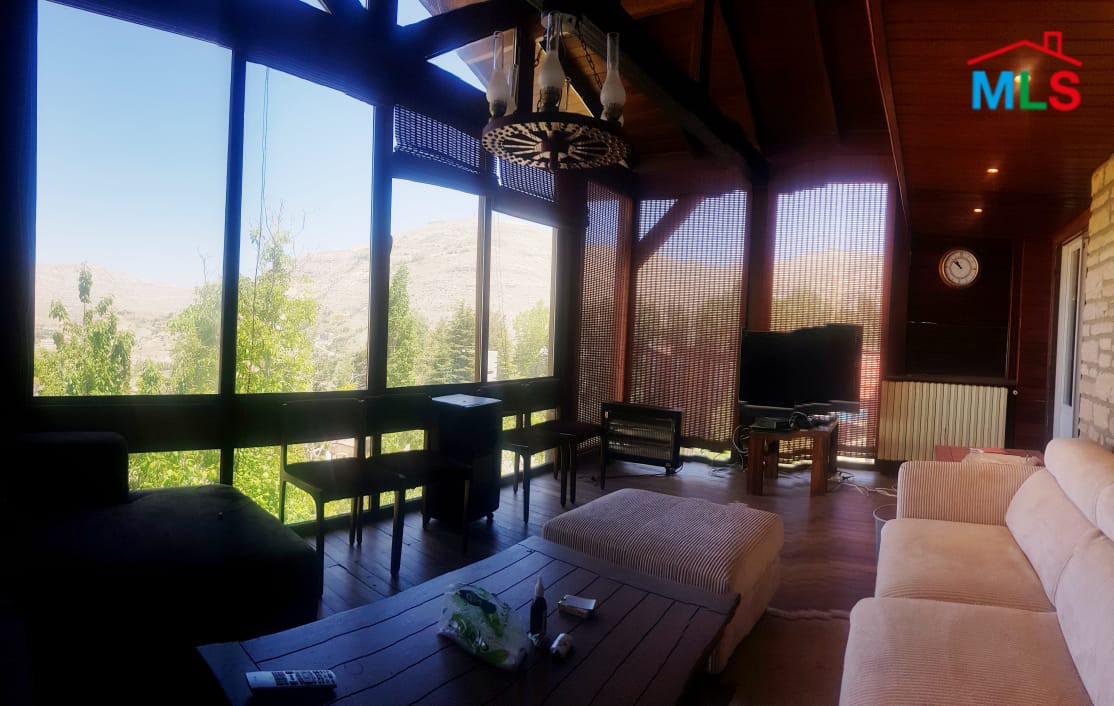 Stand Alone Chalet for Sale in San Antonio