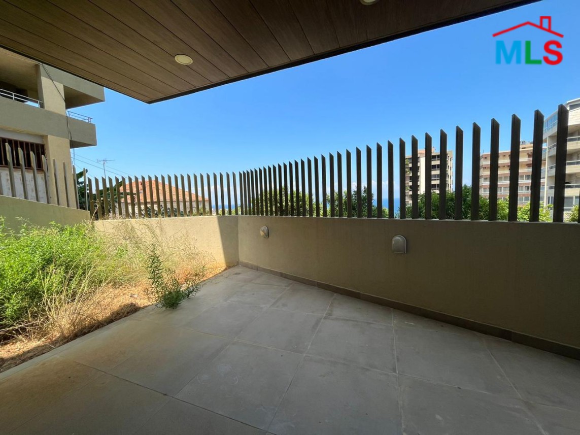 High-End Apartment for Sale in Haret Sakhr with Big Terrace
