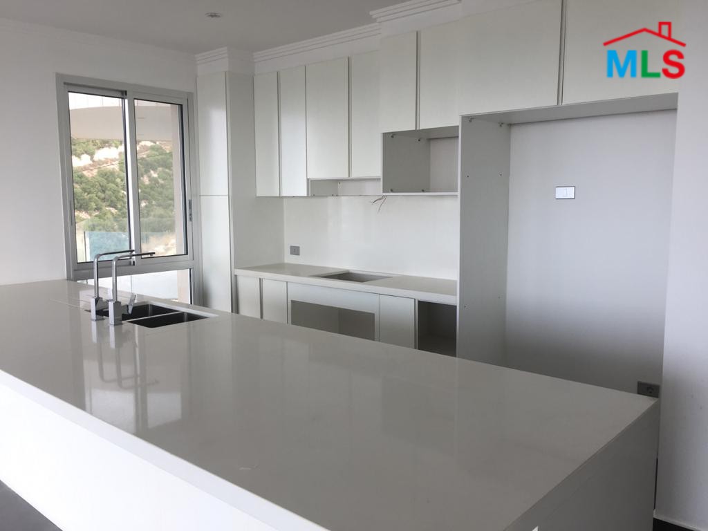 Deluxe Apartment for Sale in Halat with Amazing