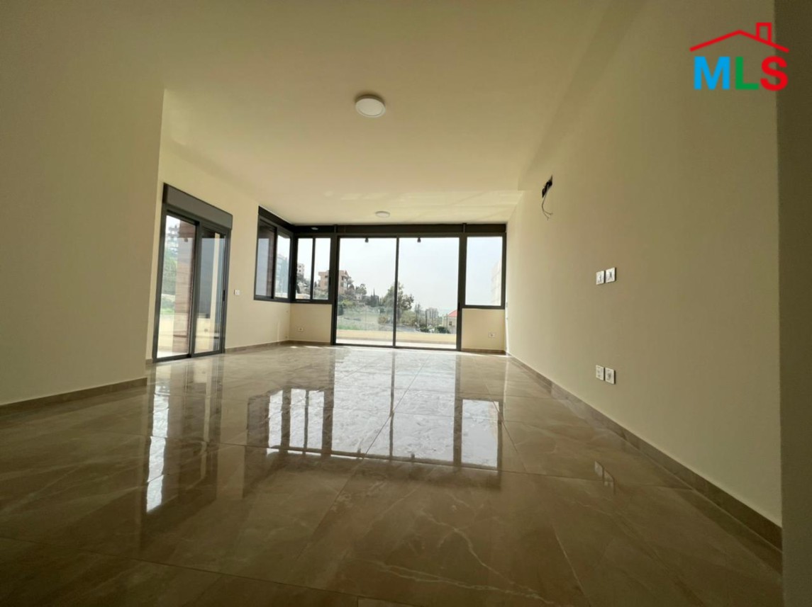 Apartment for Sale in Fidar with an Amazing View