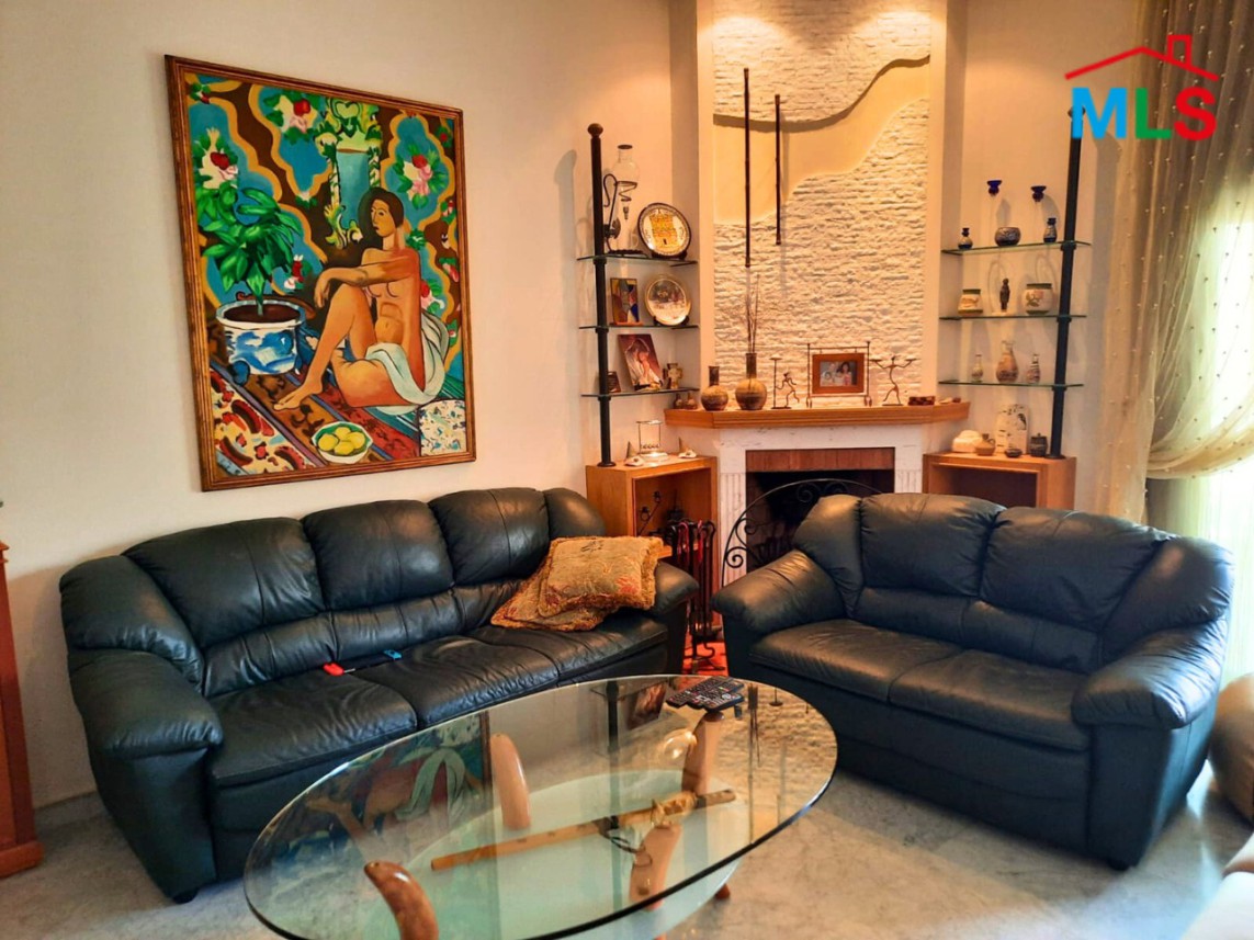 Apartment with Garden for Sale in Ballouneh