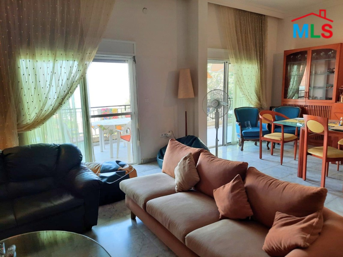 Apartment with Garden for Sale in Ballouneh