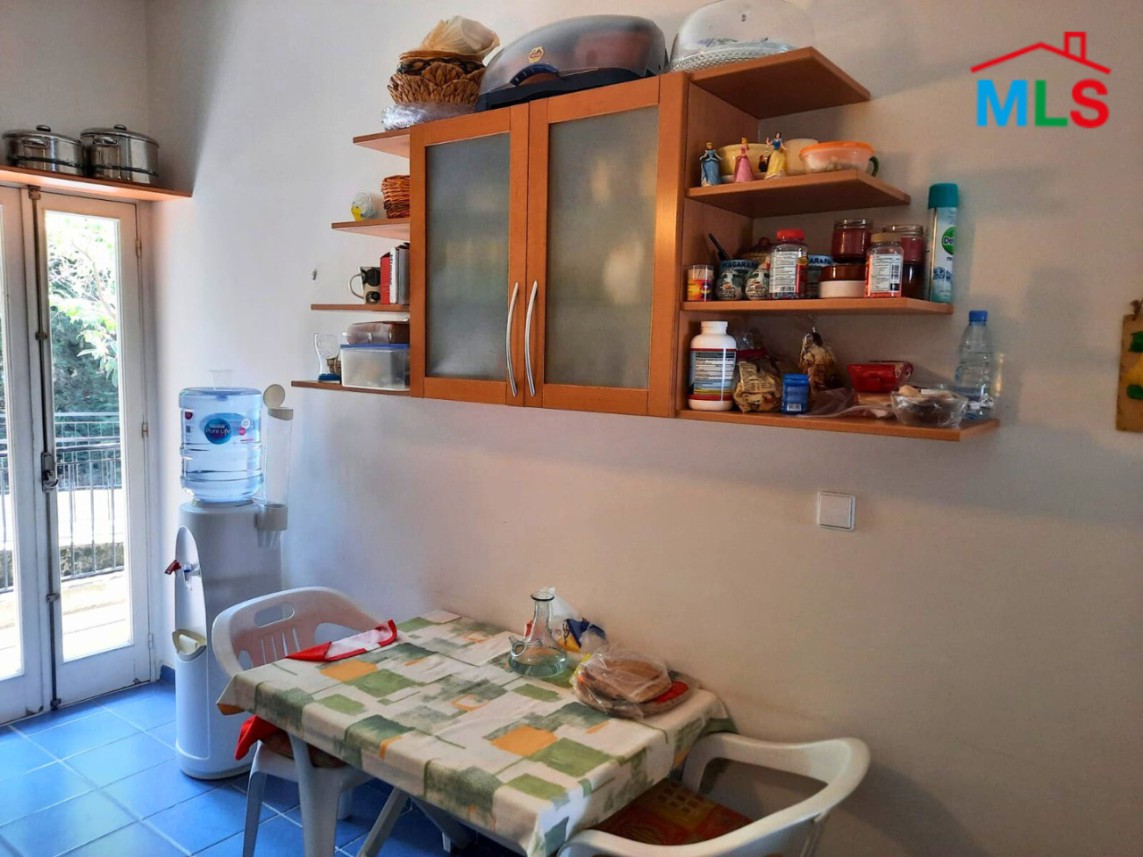Apartment with Garden for Sale in Ballouneh