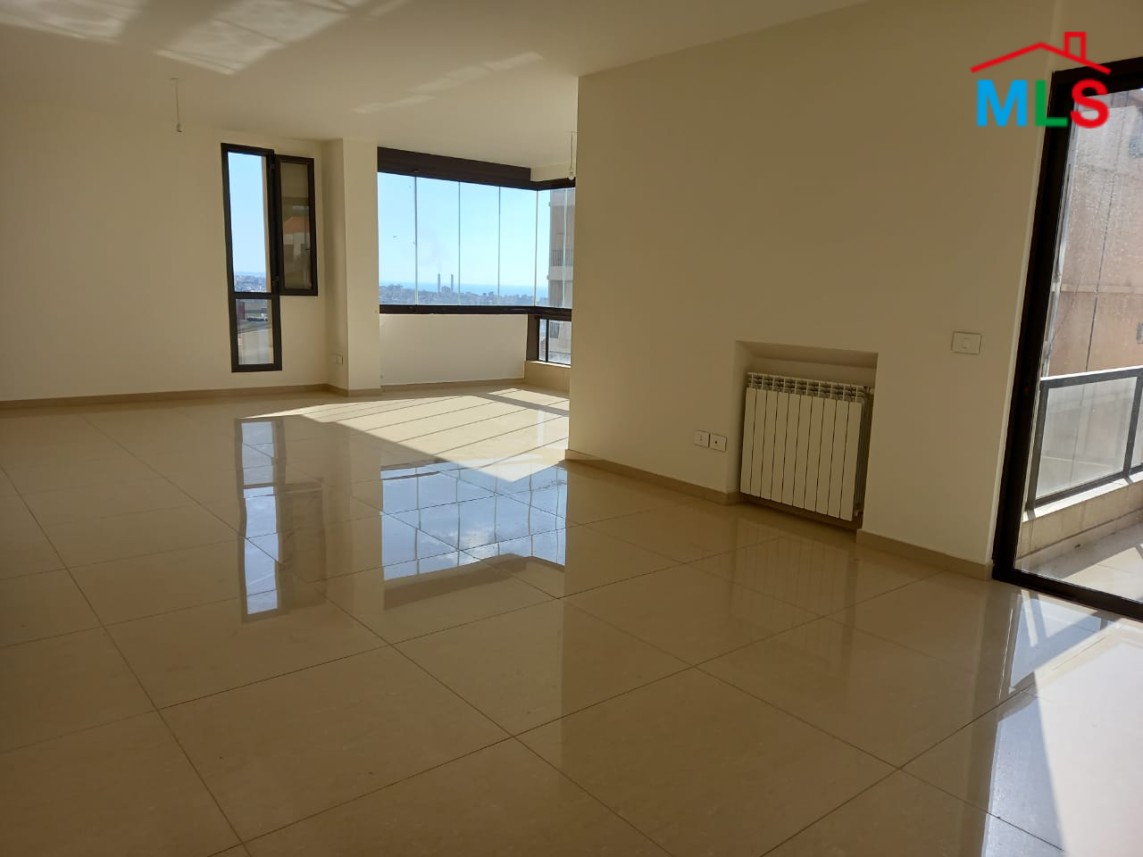 Deluxe Apartment for Sale in a prime location of Haret Sakher