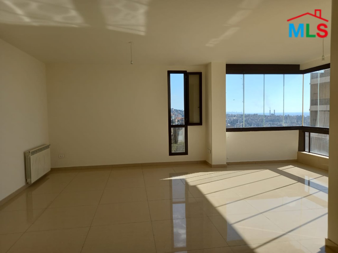 Deluxe Apartment for Sale in a prime location of Haret Sakher