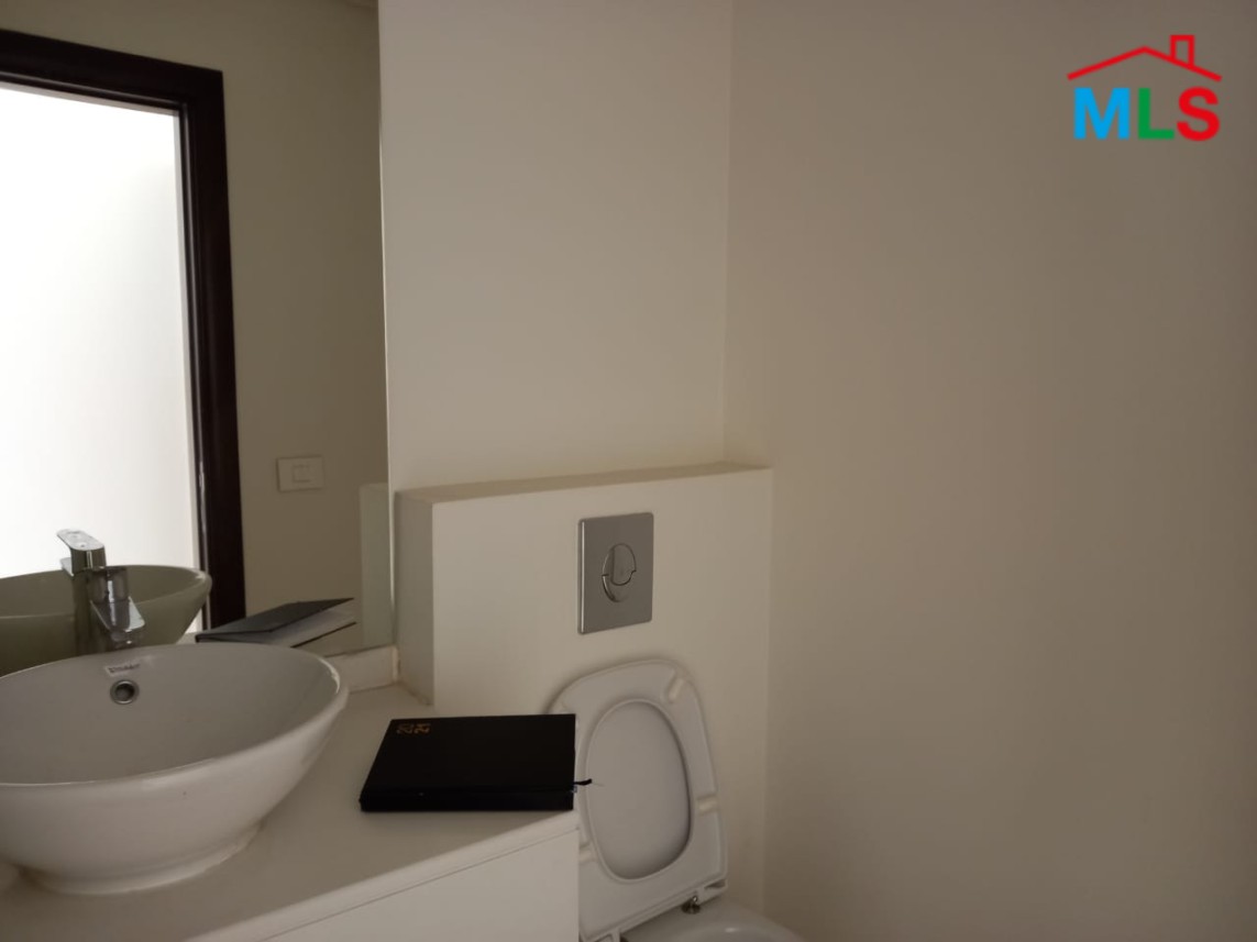 Deluxe Apartment for Sale in a prime location of Haret Sakher