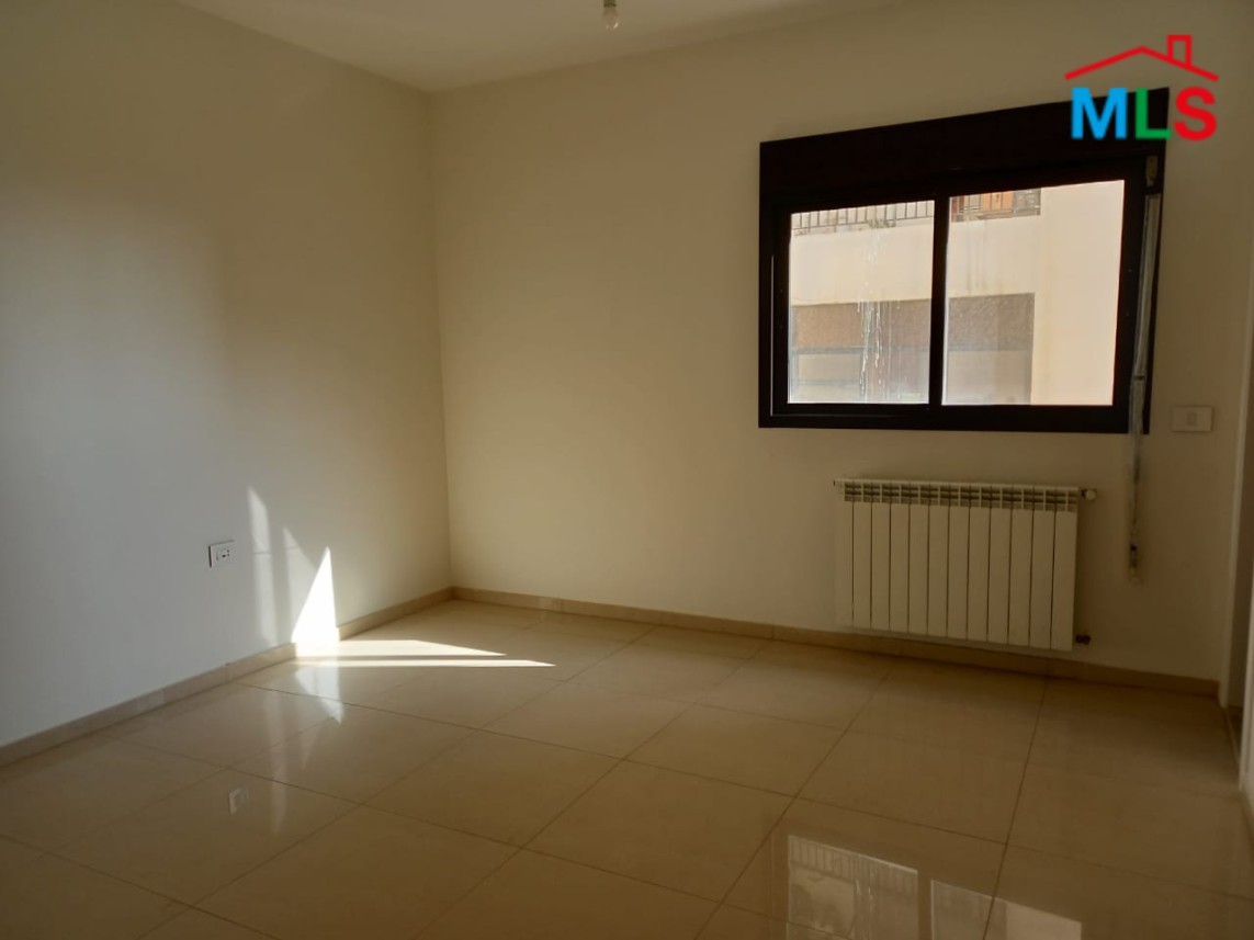 Deluxe Apartment for Sale in a prime location of Haret Sakher