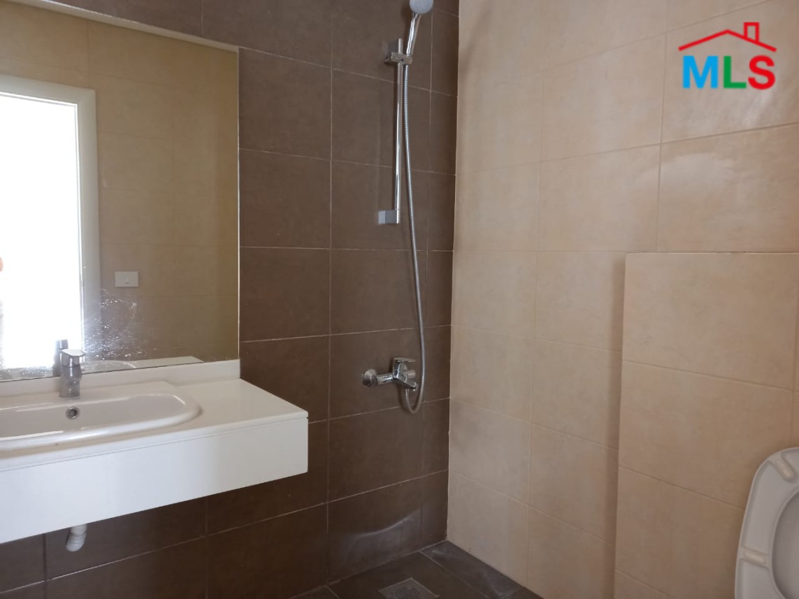 Deluxe Apartment for Sale in a prime location of Haret Sakher