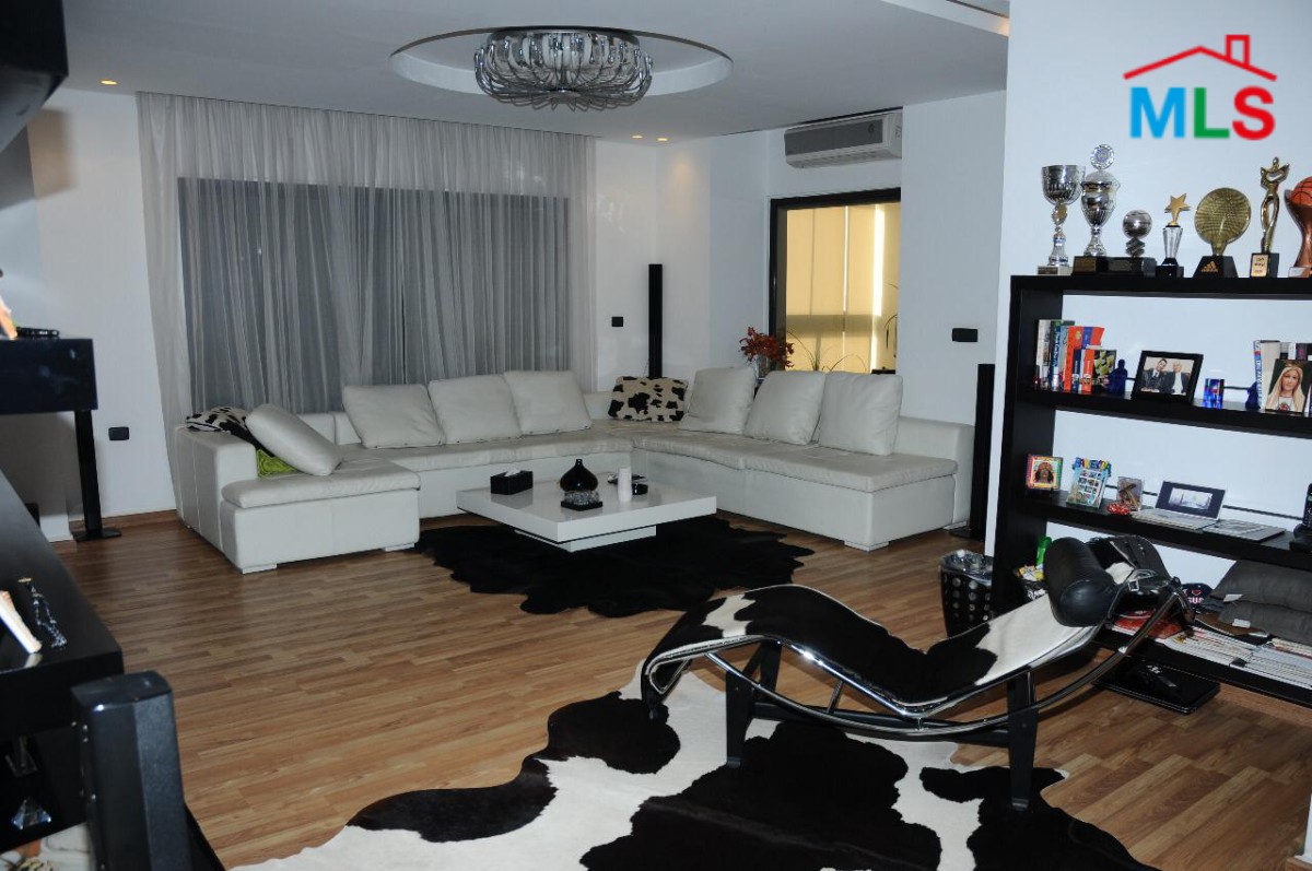 Apartment for Sale in Kaslik with a Panoramic View