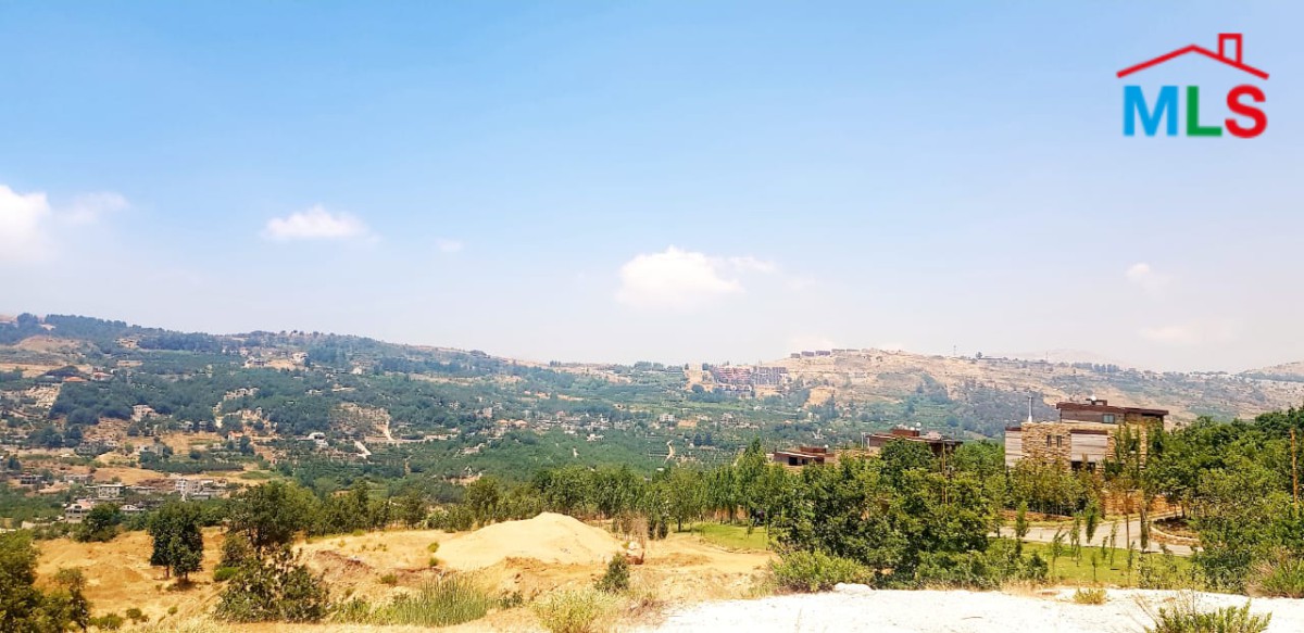 Land for Sale in Baatouta with a Panoramic View