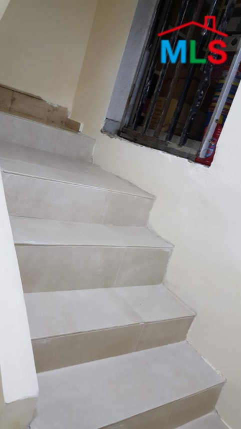 2-Floor Warehouse for Sale in Mansourieh