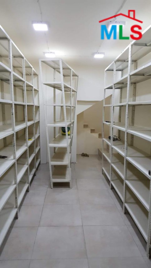 2-Floor Warehouse for Sale in Mansourieh