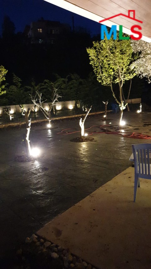 Furnished Villa with Garden for Sale in Aannaya