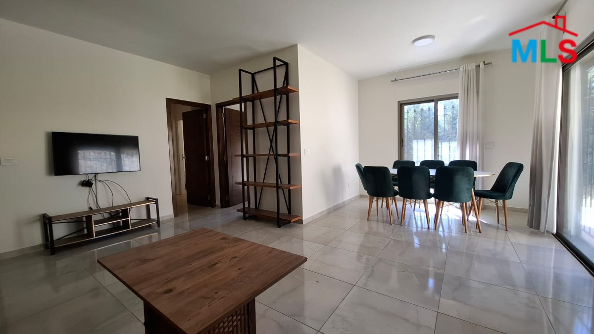Unfurnished Apartment for Sale in Blat with Garden
