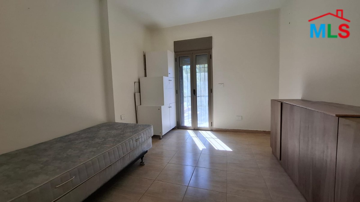 Unfurnished Apartment for Sale in Blat with Garden