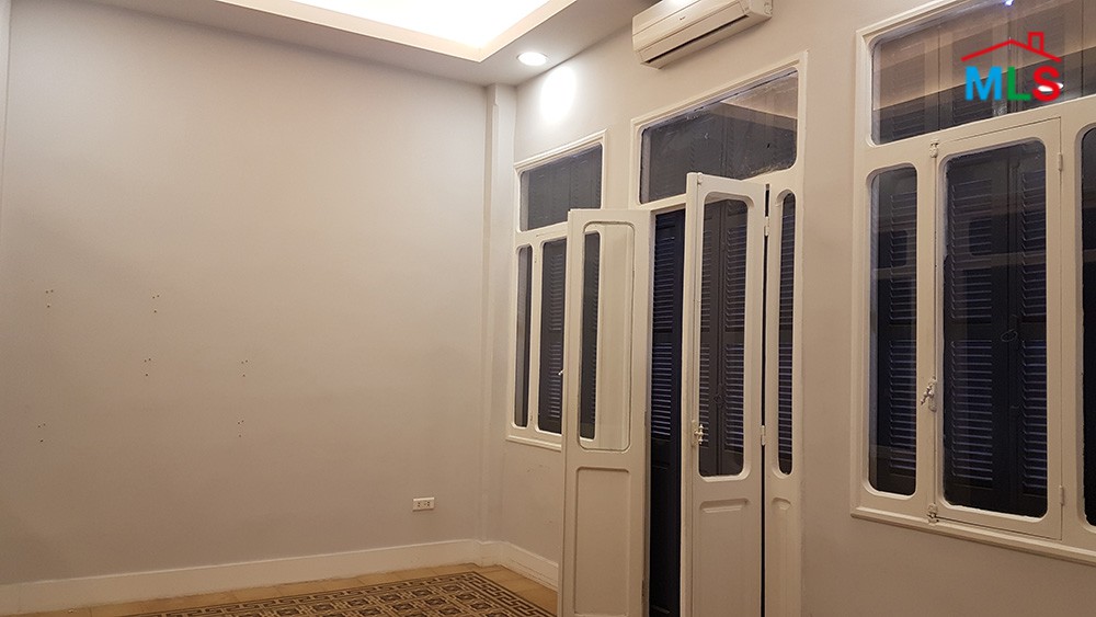 Vintage Apartment for Sale in Mar Mikhael Achrafieh
