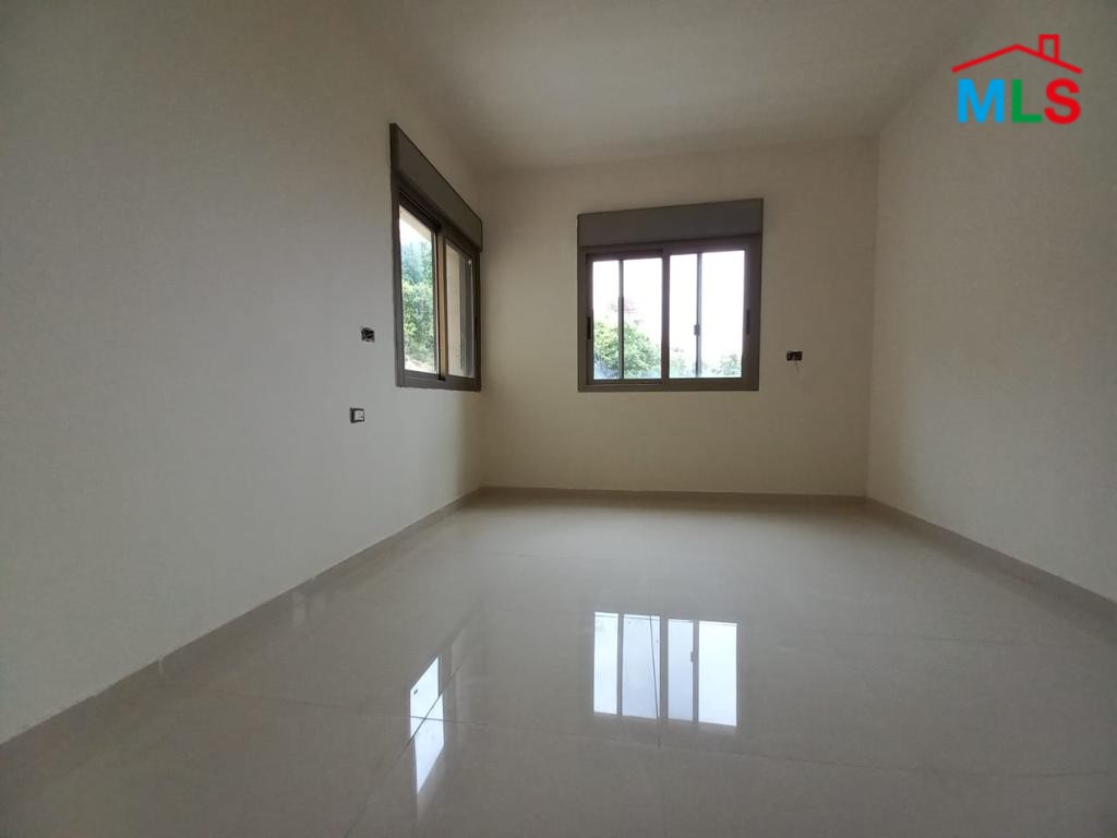 Apartment for Sale in Tabarja