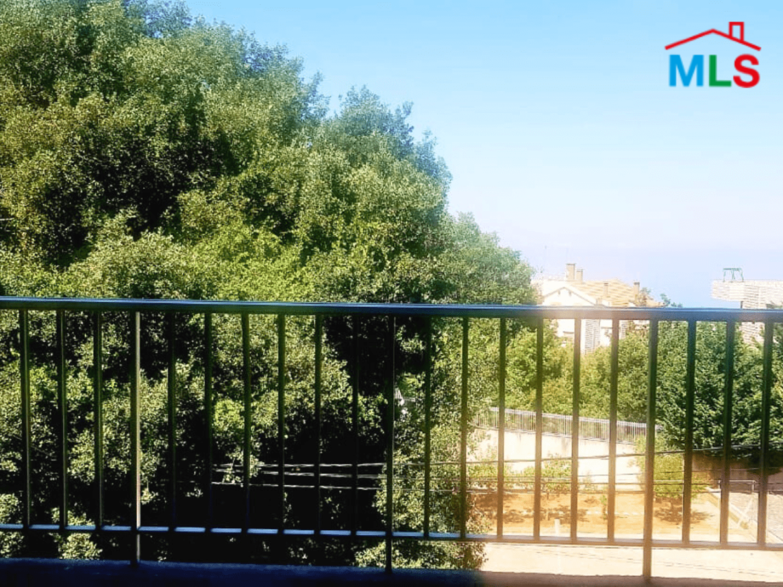Spacious & Furnished Apartment for Sale in Ajaltoun