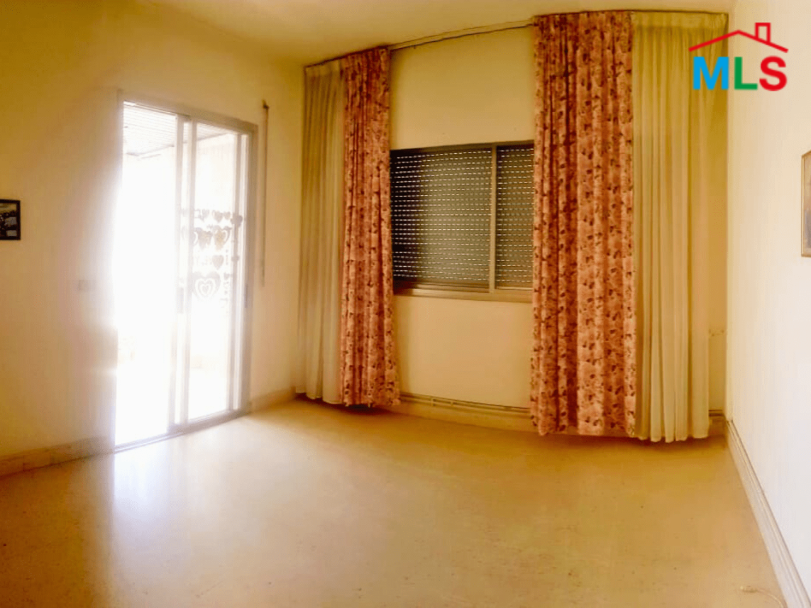 Spacious & Furnished Apartment for Sale in Ajaltoun