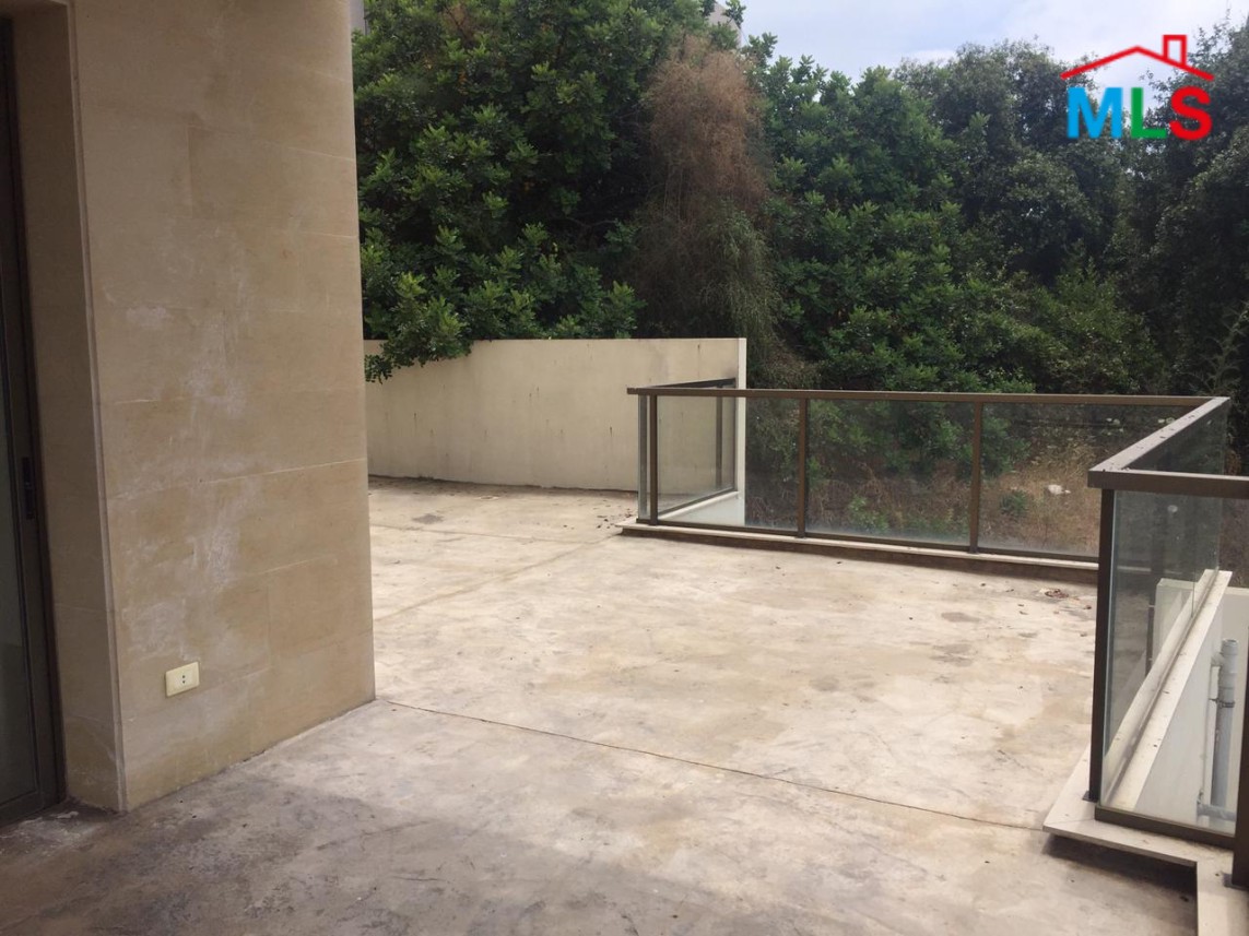 Apartment for Sale in Qartaboun With Terrace & Nice View