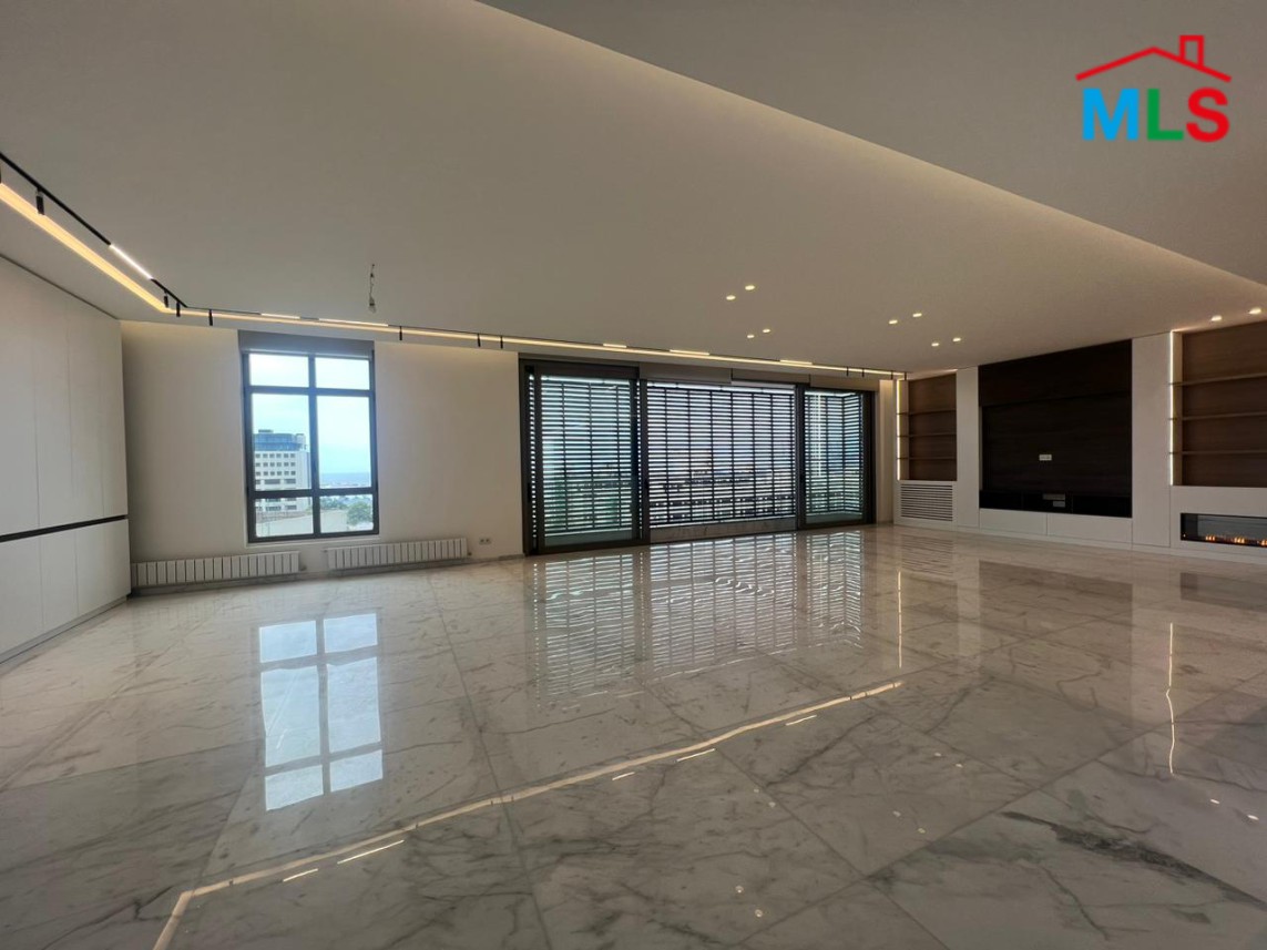 Apartment with Terrace for Sale in a Prime Location in Gemmayze