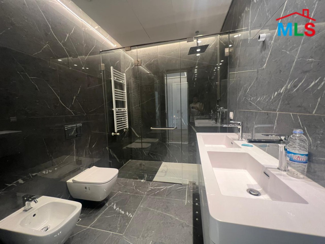 Apartment with Terrace for Sale in a Prime Location in Gemmayze